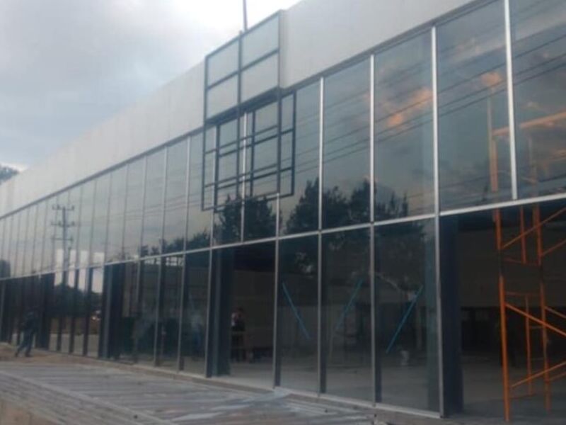 Canceleria aluminio y vidrio México