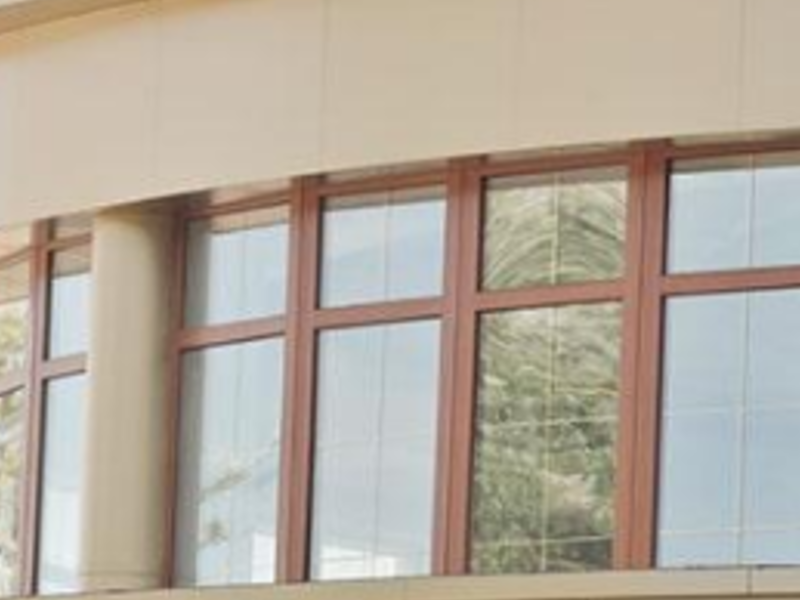 Ventana de Cristal Templado - Uruapan