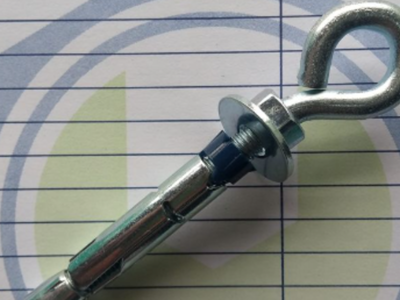 Tornillo taquete expansión argolla México