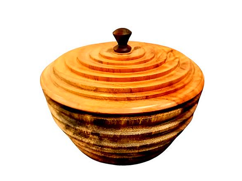 Cuenco con tapa torneado en madera dura. Grande