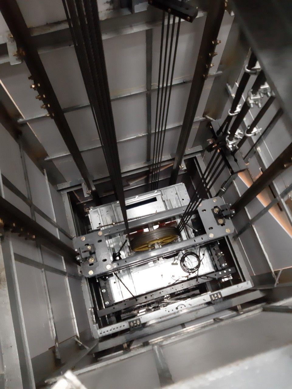 MANTENIMIENTO DE ELEVADORES