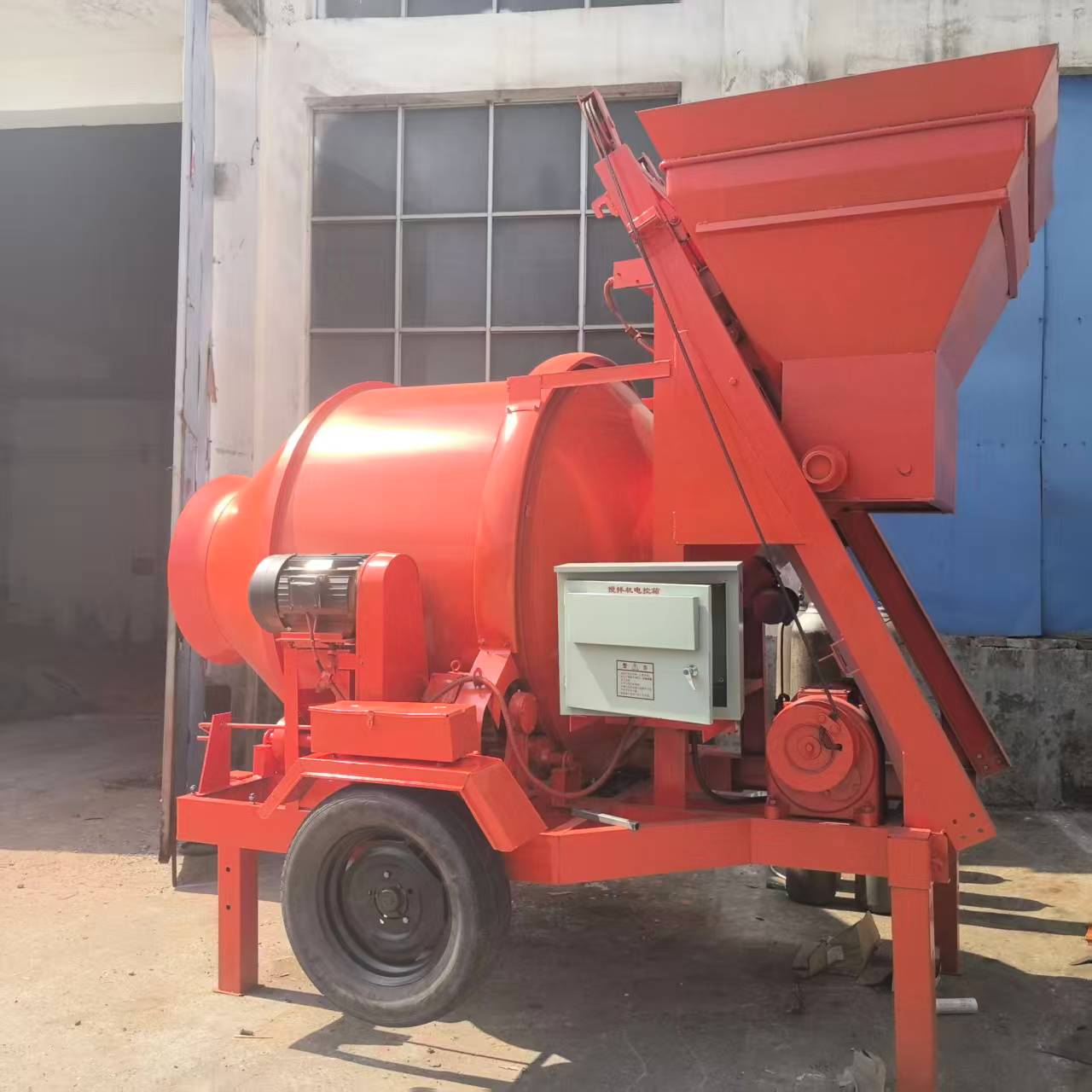 REVOLVEDORA ELECTRICA 500 LITROS