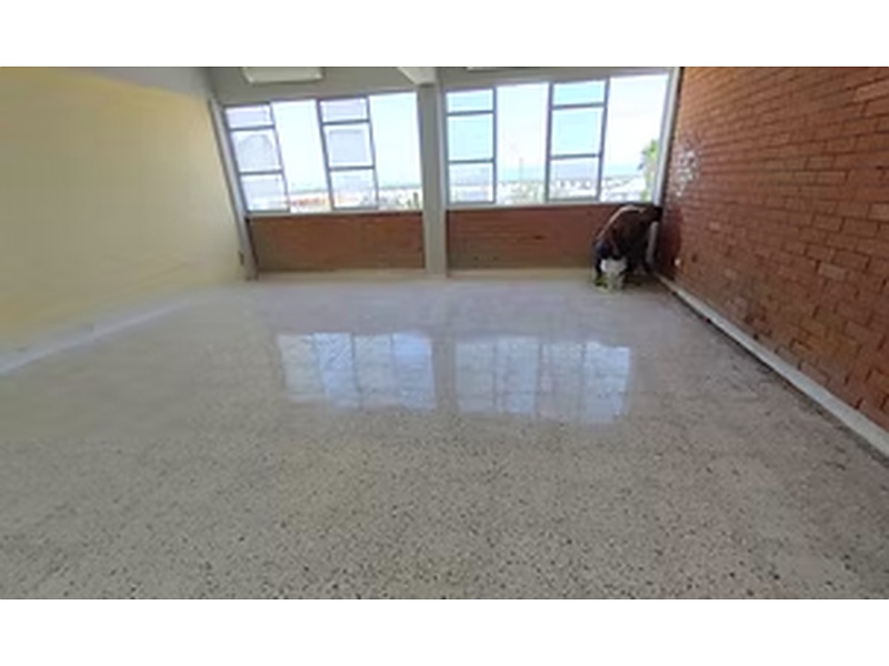 Pulido y abrillantado de pisos