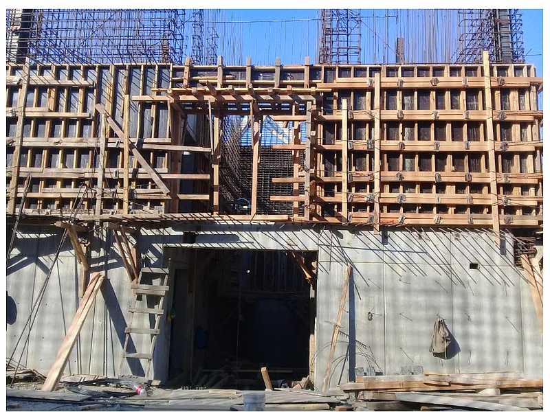 Cimentación en varilla con cimbra de madera