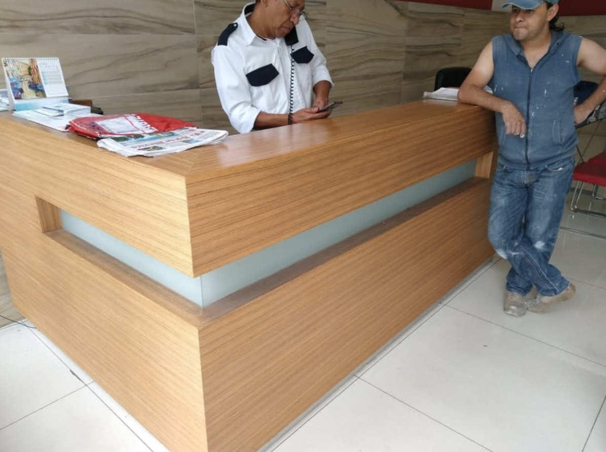 MUEBLES PARA RECEPCION