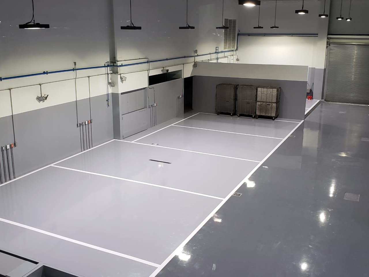 INSTALACIÓN DE PISO EPOXICO