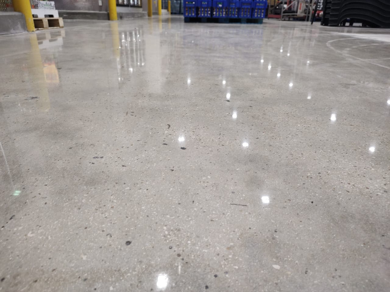 PULIDO Y ABRILLANTADO DE CONCRETO