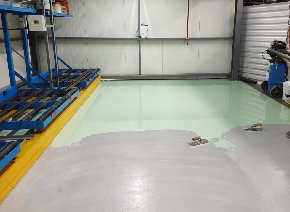 INSTALACIÓN DE PISOS CONDUCTIVOS ESD