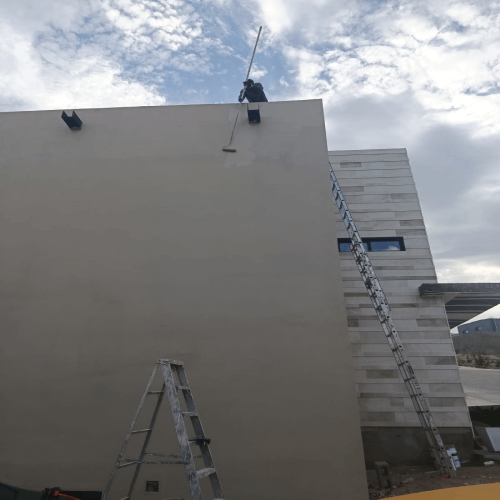 Pintura en exteriores y fachadas