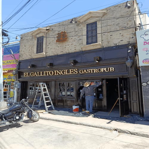 Pintura y restauración de fachadas comerciales