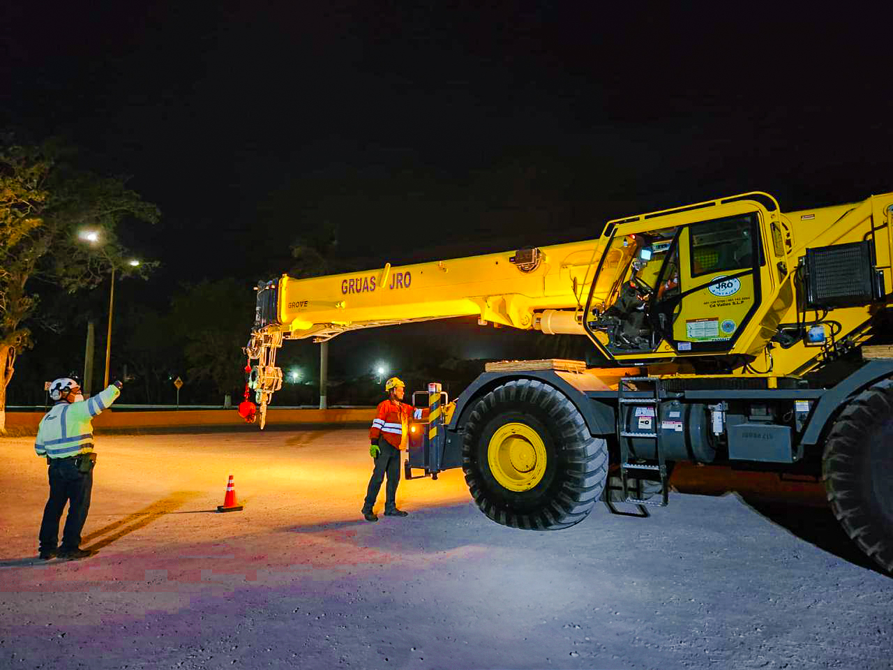Grua Grove RT765E-2