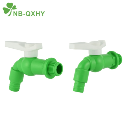 Grifo de Plástico con Cuerpo Verde y Manija Blanca