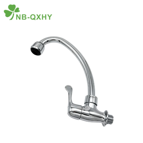 Grifo de Cocina Pulido de Cuello de Cisne Metálico