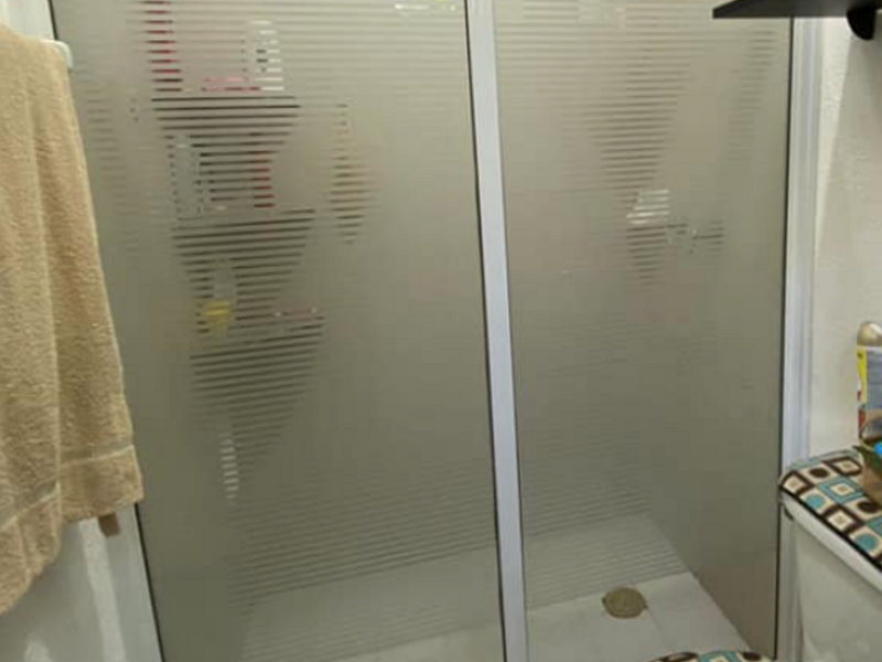 Cancelería para baño Cancún 