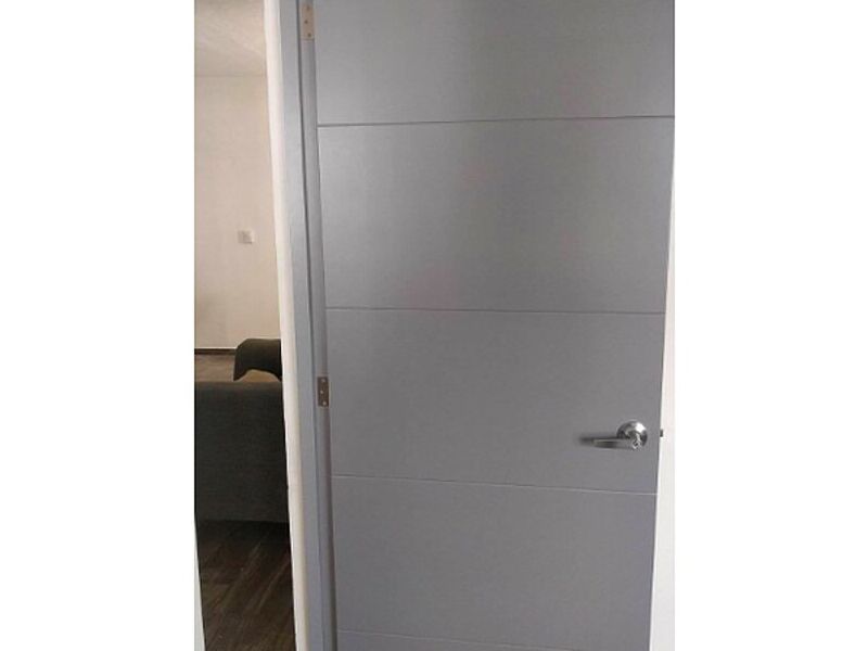 PUERTAS MODERNAS GUADALAJARA