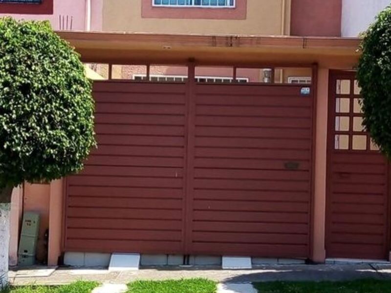 Renta casa Izcalli