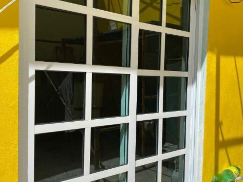 Canceleria Aluminio Nacional Blanco Tecámac