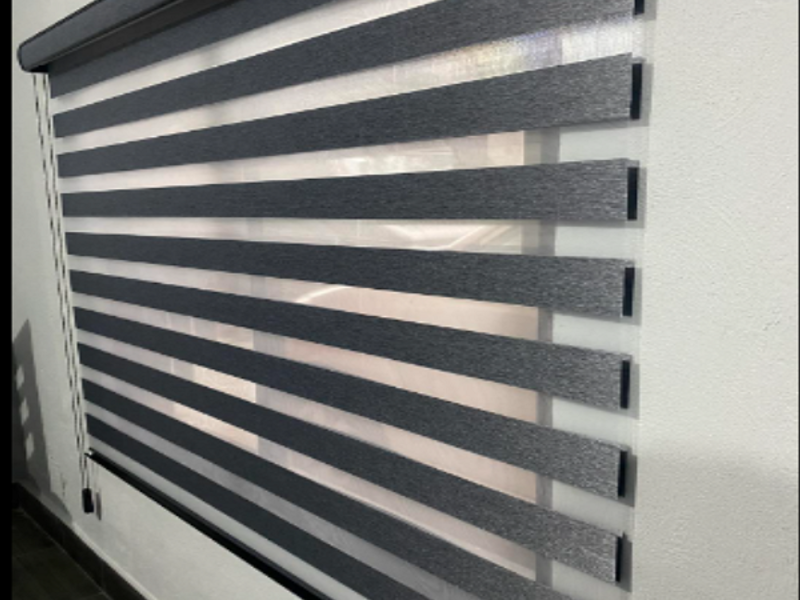 Cortina negra zebra
