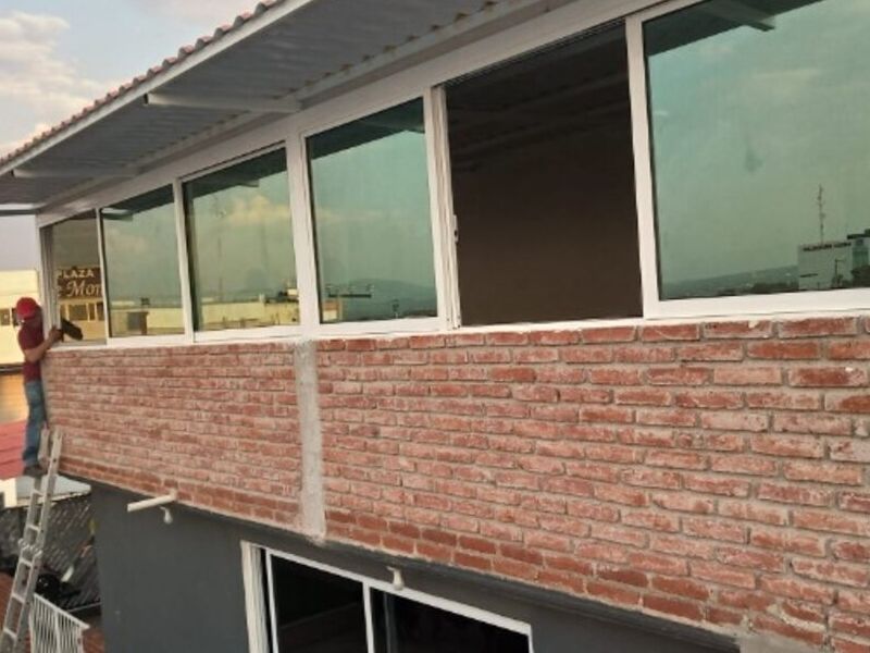 Ventana corrediza aluminio blanco Tecámac
