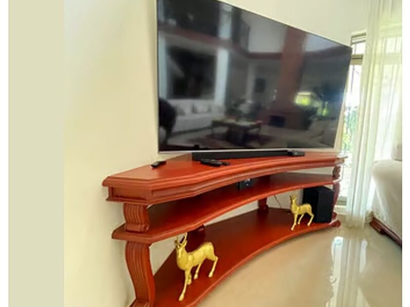 Mesa de televisión Creaciones Galdamez México 