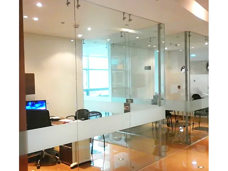 división en oficina con cancelería CDMX Vidrios San Jerónimo