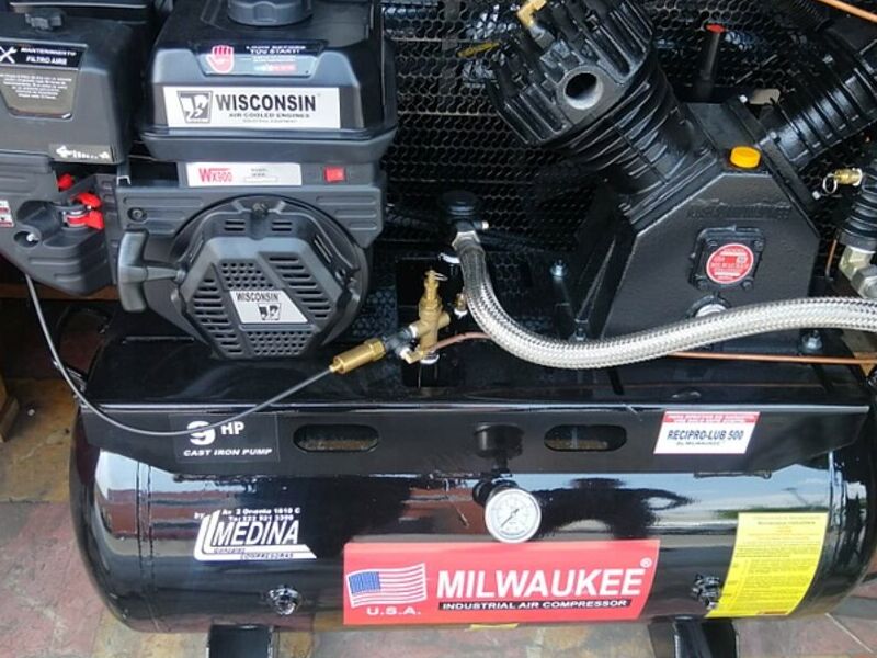Compresor Milwaukee de 114 litros México