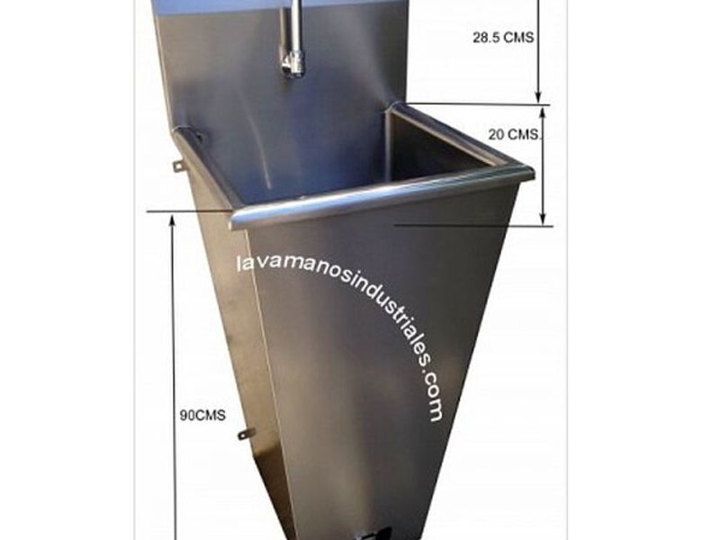 Lavamanos de Pedestal con sistema de pedales