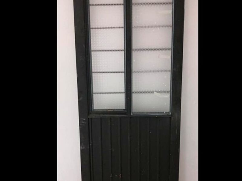 Puerta Aluminio Monterrey negro 