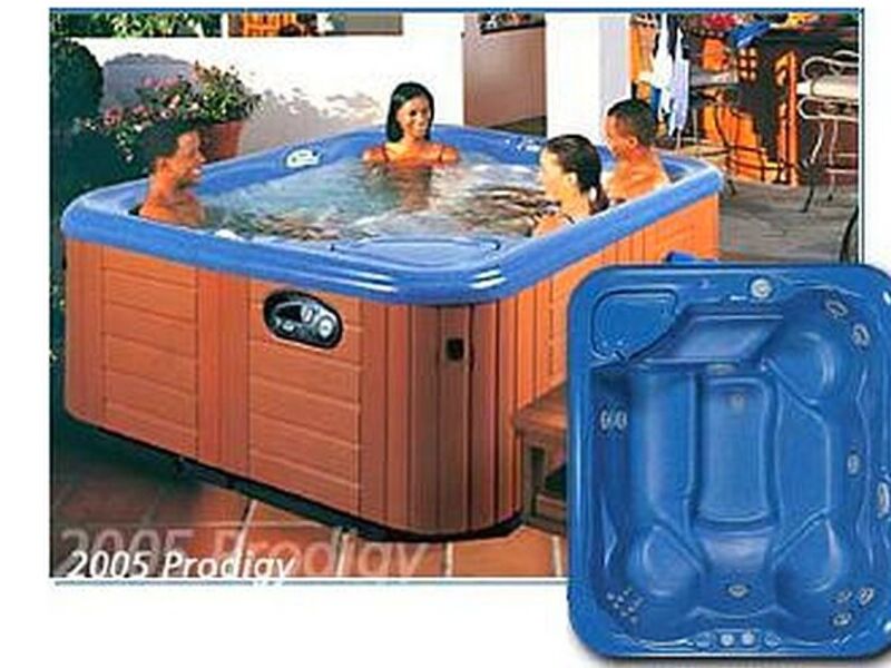 Jacuzzi Cafe