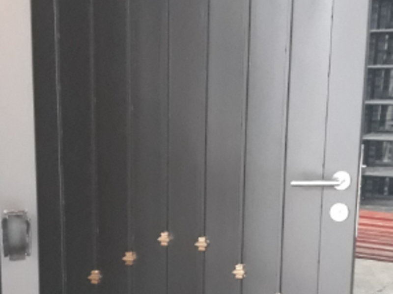 Puerta metálica México