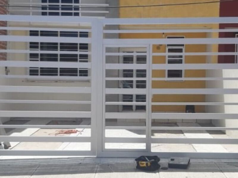 Portón aluminio Jalisco