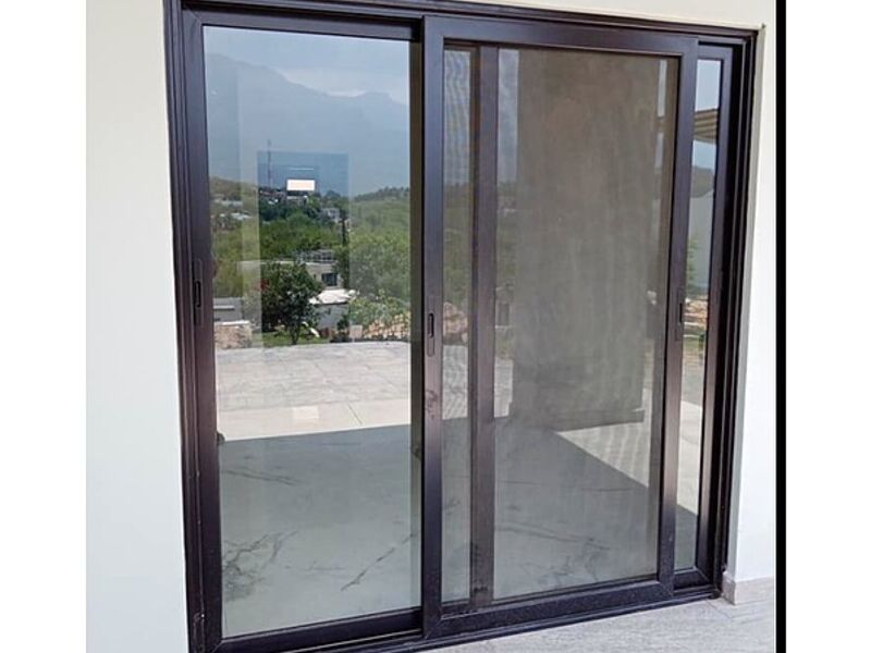 Puerta corrediza aluminio Monterrey 