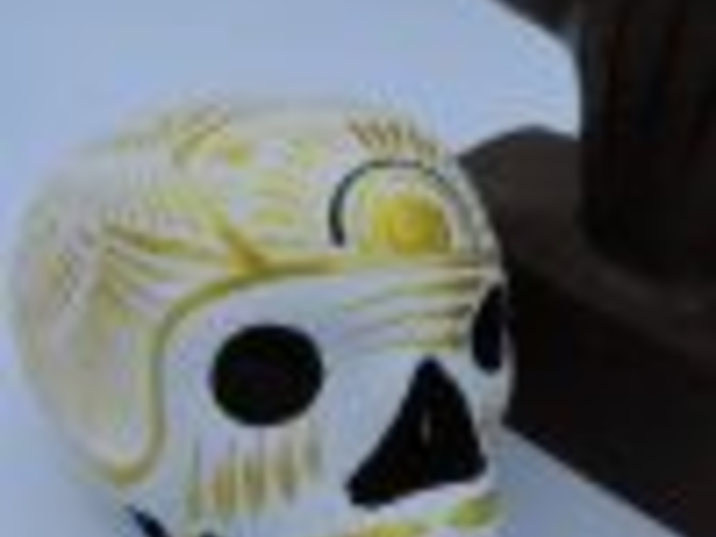 Calavera Mexicana Dorada
