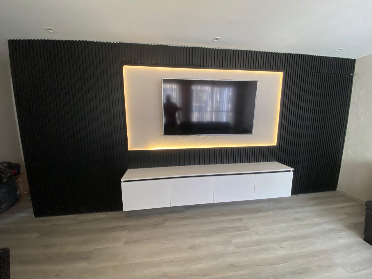 Wall tv