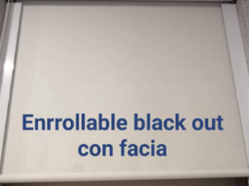 Cortina Enrollable Crema Monterrey