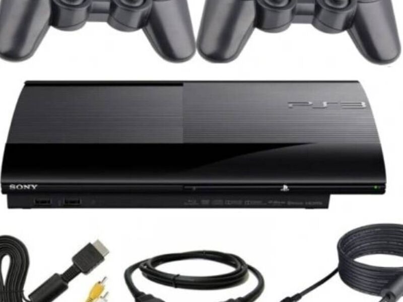 Celebra a lo Grande PlayStation 3 Slim