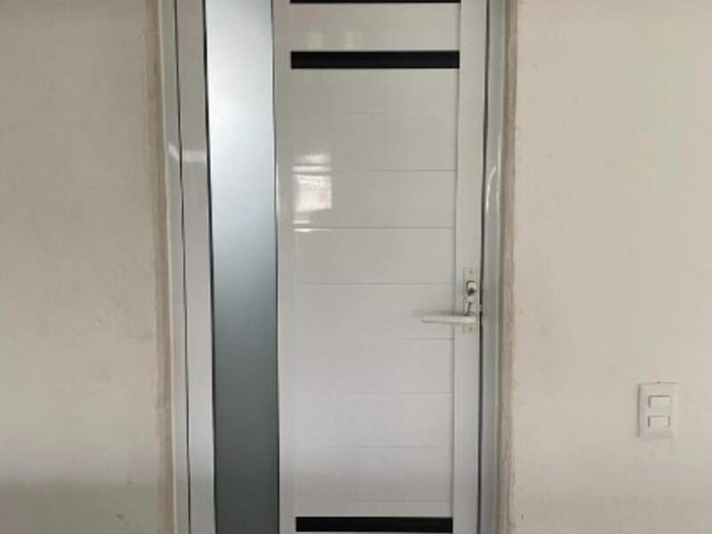 Puerta para baño y vidrios Xoxtla