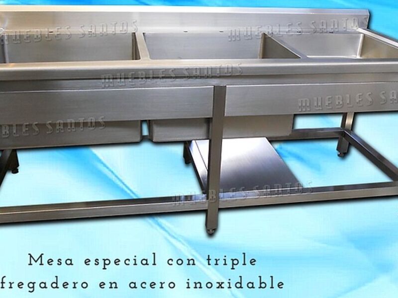 Mesa especial con triple fregadero