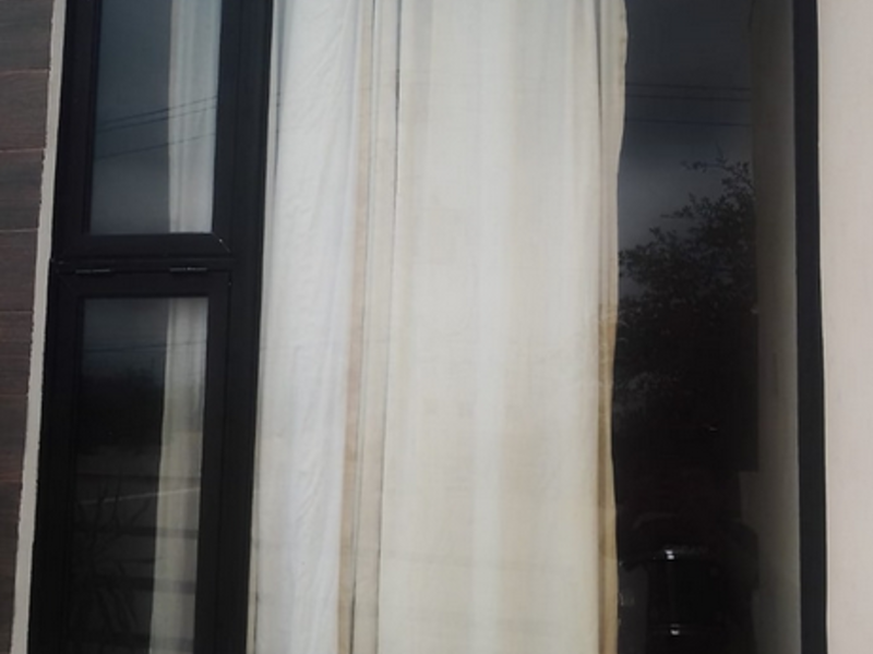Ventana de aluminio