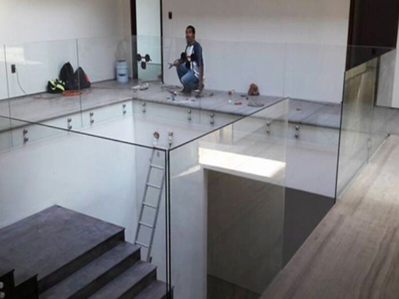 Pasamanos cristal templado Tuxtla Gutiérrez