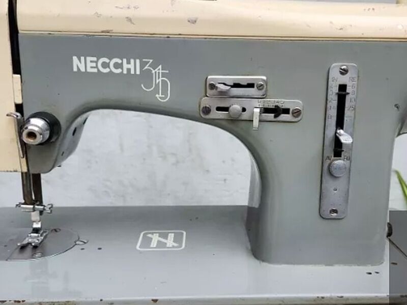 Mantenimiento maquina coser Necchi  México 