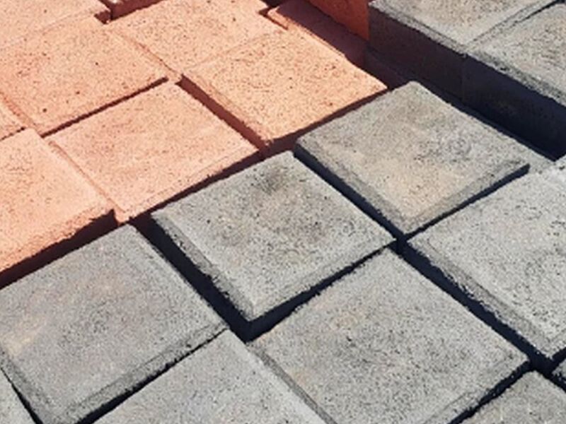 Adoquin plomo y naranja México