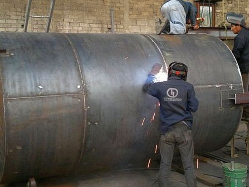 Instalación contenedores metálicos México  