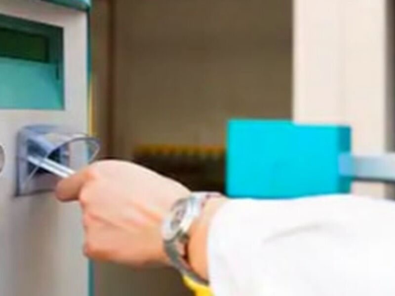 Instalación acceso estacionamientos Mx