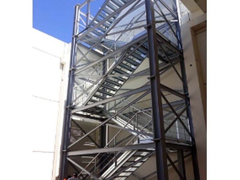 Montaje escaleras Jalisco
