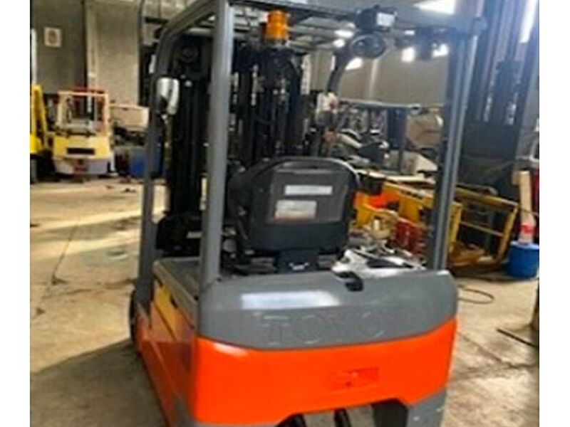 MONTACARGAS MODELO 8FBE15U MEXICO