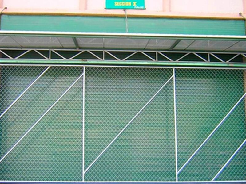 PUERTA CORREDIZA CON RIEL