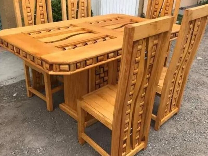 Comedor tallado corcho6 sillas México