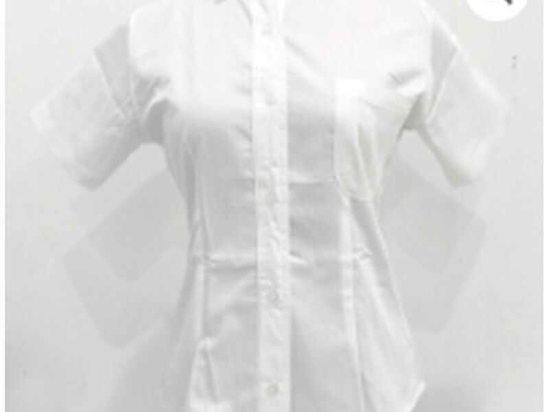 Blusa manga corta blanca Villahermosa