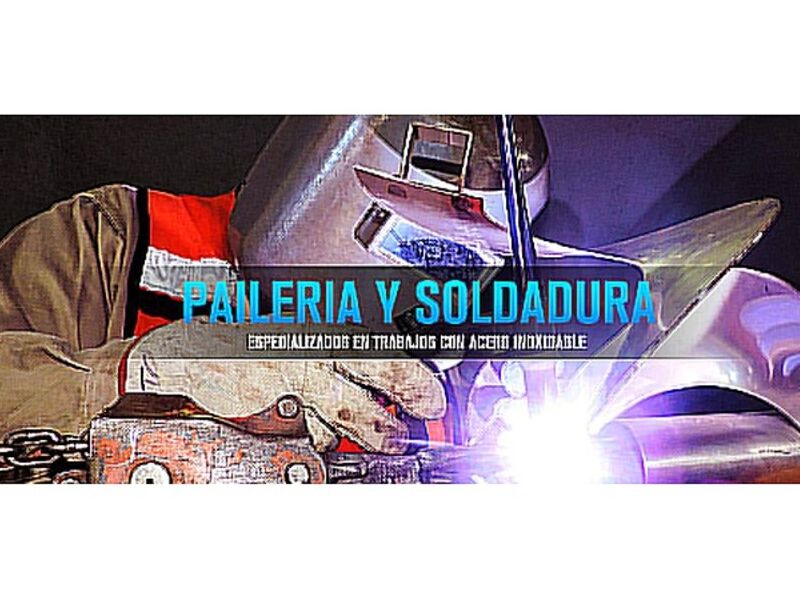 Contamos con área de soldadura y pailería